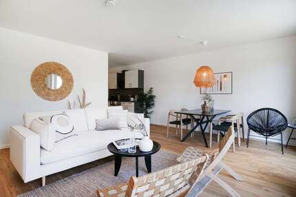 Wohnung Berlin Siemensstadt - 5 Zimmer, 127 m&sup2;, 1.924&euro; | Angebot:26980911