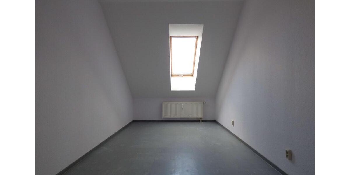 Dachgeschoßwohnung Bad Freienwalde (Oder) - 3 Zimmer, 71 m&sup2;, 533&euro; | Angebot:24520950