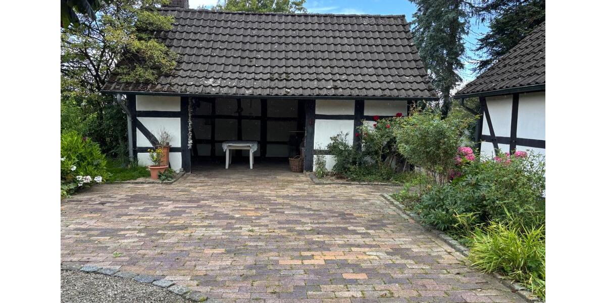 Einfamilienhaus Hagen am Teutoburger Wald - 5 Zimmer, 180 m&sup2;, 1.600&euro; | Angebot:26603341