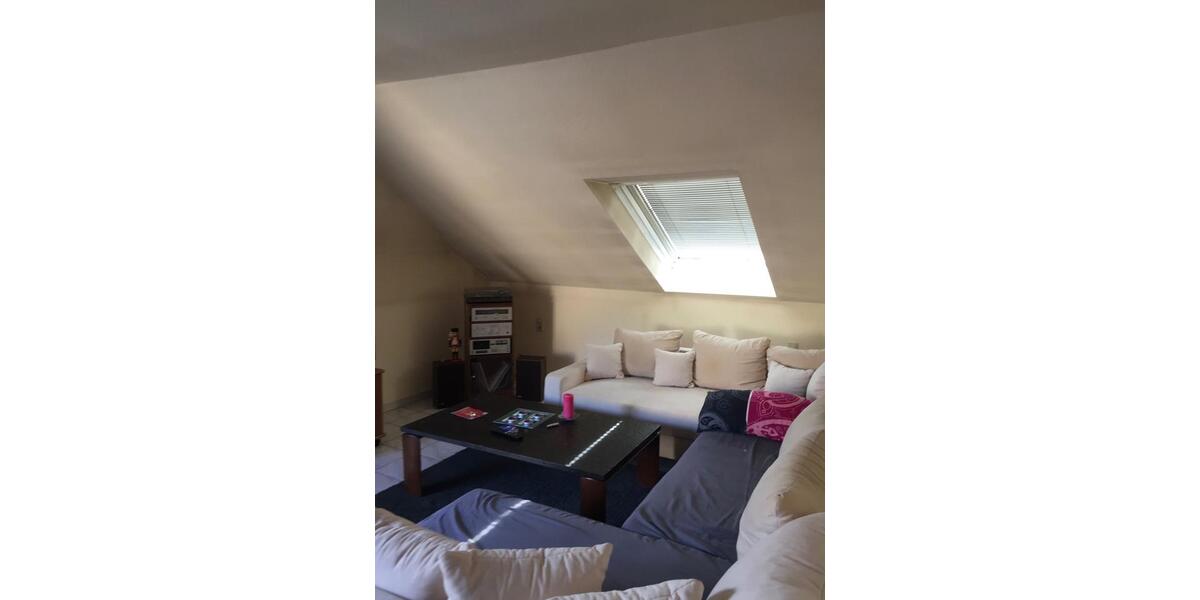 Dachgeschoßwohnung Bad Kreuznach Bad Münster am Stein-Ebernburg - 4.5 Zimmer, 170 m&sup2;, 1.100&euro; | Angebot:25963038