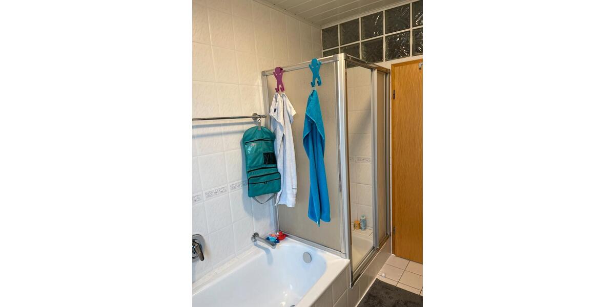 Etagenwohnung Naumburg - 3 Zimmer, 122 m&sup2;, 898&euro; | Angebot:25981874