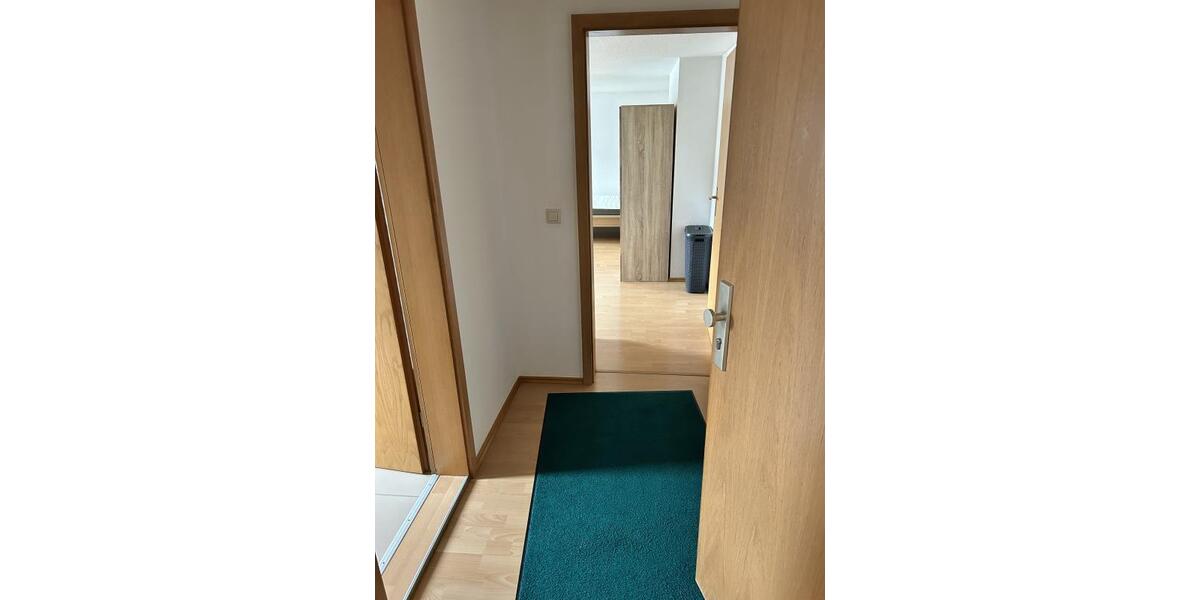 Etagenwohnung Mittweida - 1 Zimmer, 31 m&sup2;, 245&euro; | Angebot:26635772
