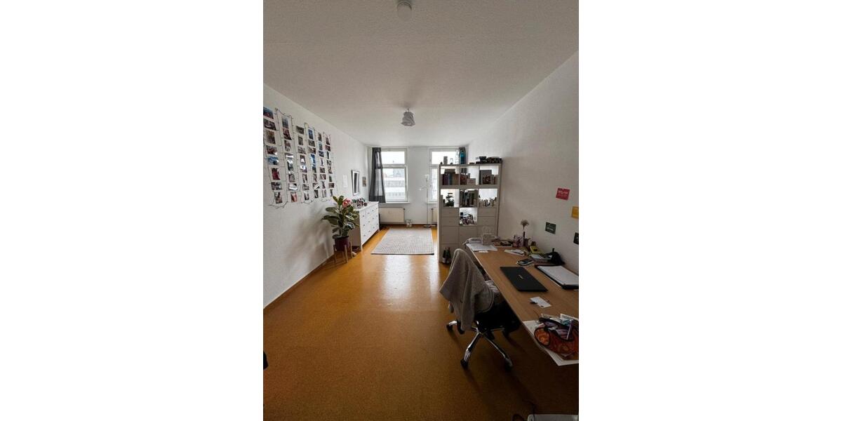 Wohnen auf Zeit Halle (Saale) - 3 Zimmer, 103 m&sup2;, 430&euro; | Angebot:26572933