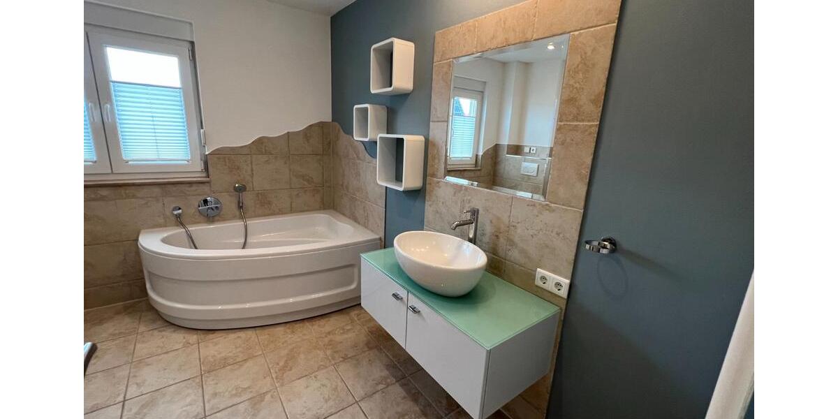 Etagenwohnung Velpke - 4.5 Zimmer, 147 m&sup2;, 1.240&euro; | Angebot:26406029