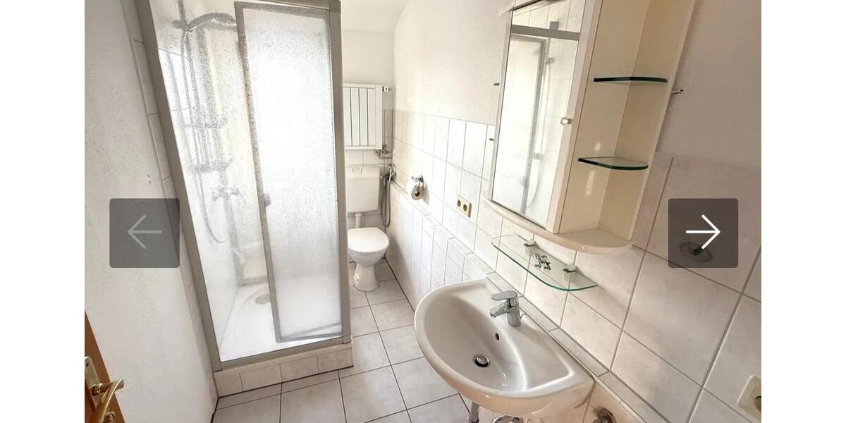 Dachgeschoßwohnung Bissingen an der Teck - 4 Zimmer, 66 m&sup2;, 850&euro; | Angebot:26084830