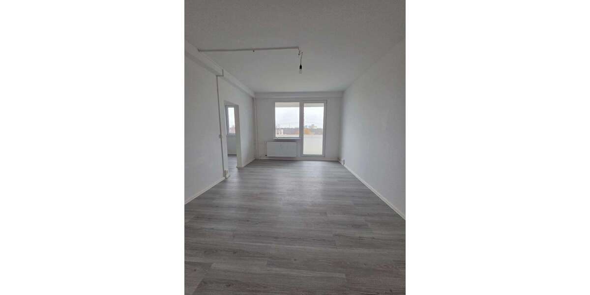 Etagenwohnung Schwerin Gartenstadt - 3 Zimmer, 58 m&sup2;, 375&euro; | Angebot:25088285