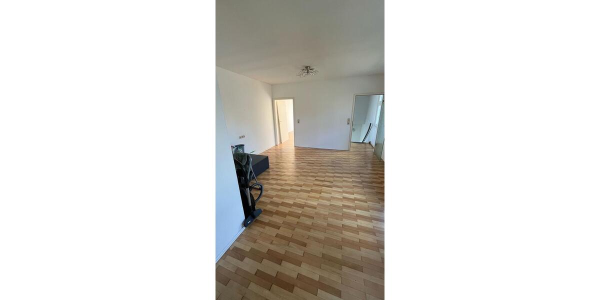 Etagenwohnung Völklingen - 2 Zimmer, 55 m&sup2;, 430&euro; | Angebot:26696398