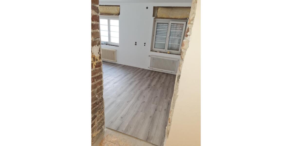 Einfamilienhaus Köln Nippes - 9 Zimmer, 122 m&sup2;, 2.195&euro; | Angebot:24662737