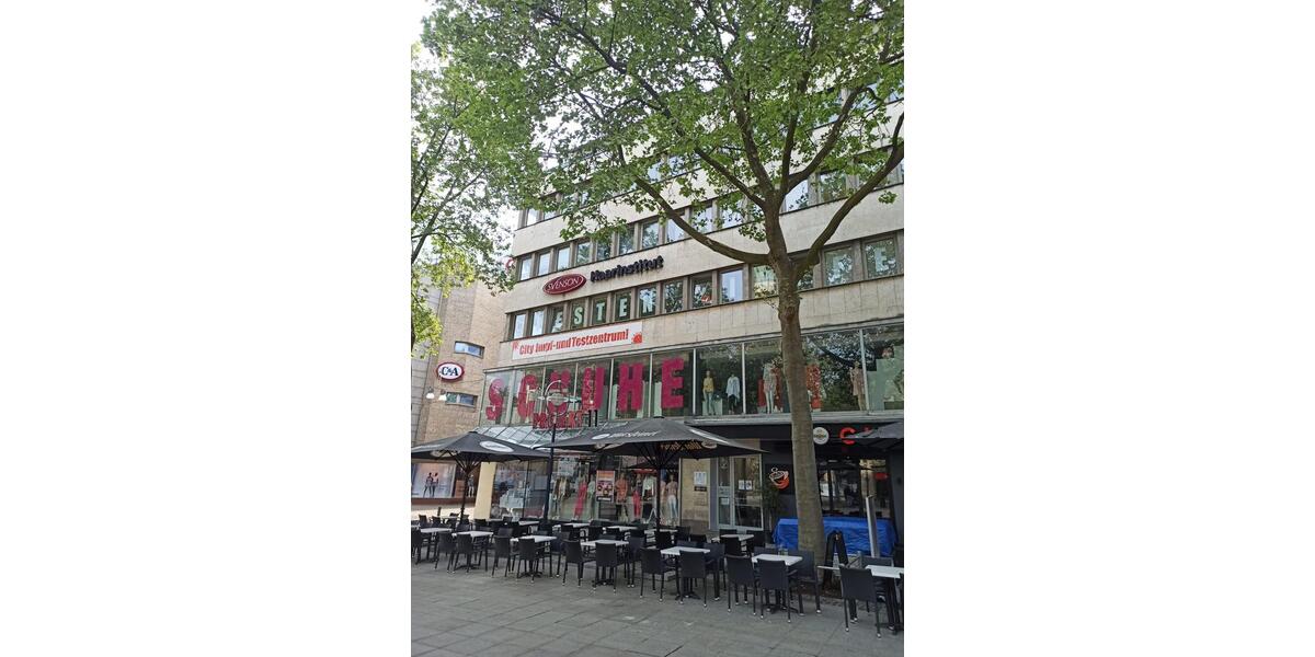 Wohnen direkt neben dem Europa Brunnen und der ST. Marienkirche 2.5 zimmer