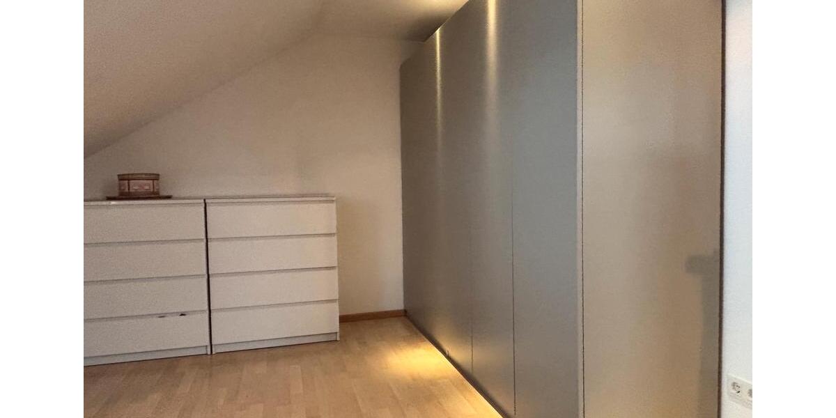 Wohnen auf Zeit Karlsfeld - 3 Zimmer, 130 m&sup2;, 1.950&euro; | Angebot:24584159