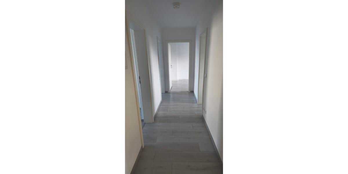 Etagenwohnung Osternienburger Land - 4 Zimmer, 70 m&sup2;, 430&euro; | Angebot:26268412