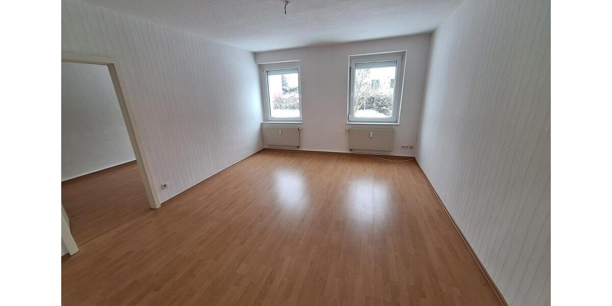 Hochparterre Spremberg - 3 Zimmer, 65 m&sup2;, 490&euro; | Angebot:25127305