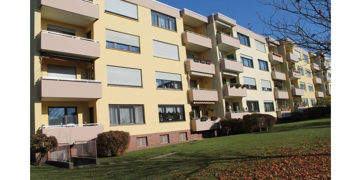 renovierte 3-Zimmer-Wohnung in begehrter Wohnlage nahe Rathaus! 3 zimmer