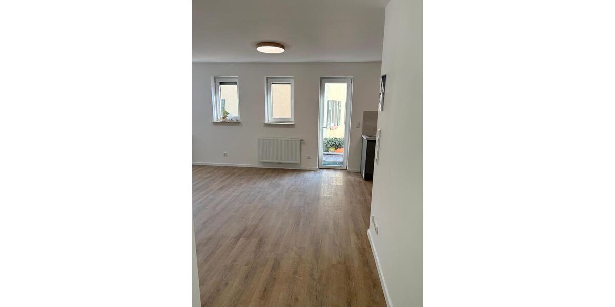 Etagenwohnung Wertheim - 2 Zimmer, 50 m&sup2;, 700&euro; | Angebot:25831218