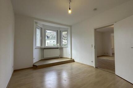 Moderne, helle 3-Zimmer EG-Wohnung am Kapellenberg in Hofheim Ts. zimmer