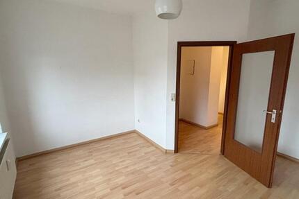 Wohnung Neubrandenburg - 3 Zimmer, 47 m&sup2;, 293&euro; | Angebot:23767912