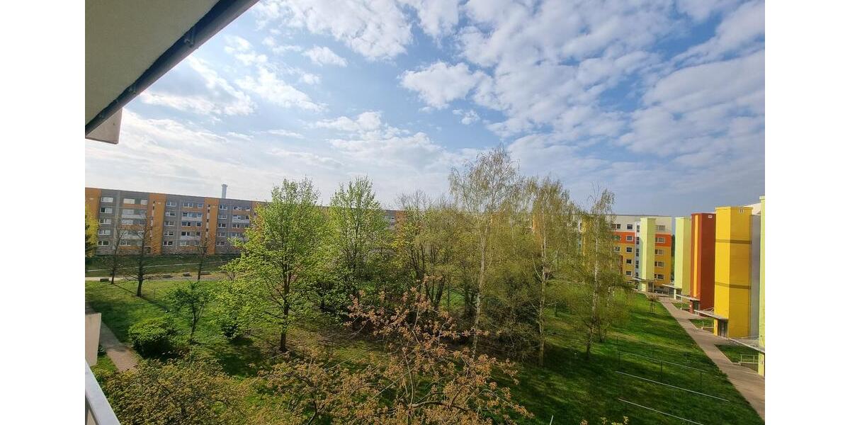 Etagenwohnung Schönebeck (Elbe) - 2 Zimmer, 55 m&sup2;, 328&euro; | Angebot:26365433
