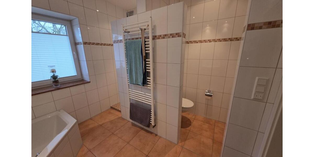 Dachgeschoßwohnung Steinfeld (Oldenburg) - 4 Zimmer, 125 m&sup2;, 1.000&euro; | Angebot:26461612