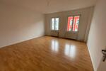kleine Etagenwohnung mit Terrasse, EBK und Duschbad mit Fenster zimmer
