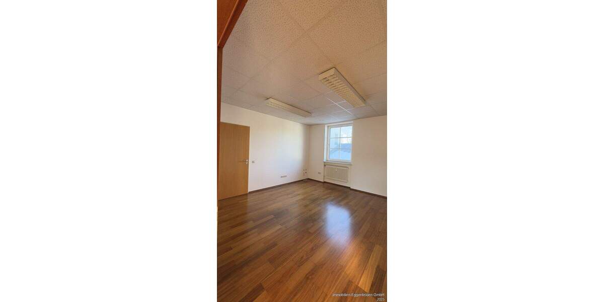 Gewerbeobjekt Eggenfelden - 3 Zimmer, 60 m&sup2;, 670&euro; | Angebot:26139197