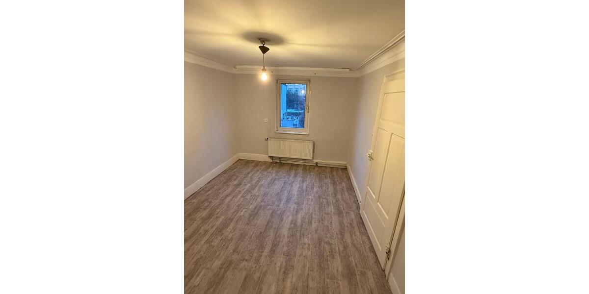 B015 1-L Zentrumsnahe 3-Zimmerwohnung mit Terrasse 3 zimmer