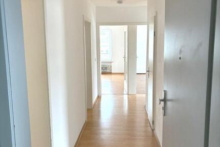 Wohnung Amberg - 4 Zimmer, 79 m&sup2;, 840&euro; | Angebot:25054496