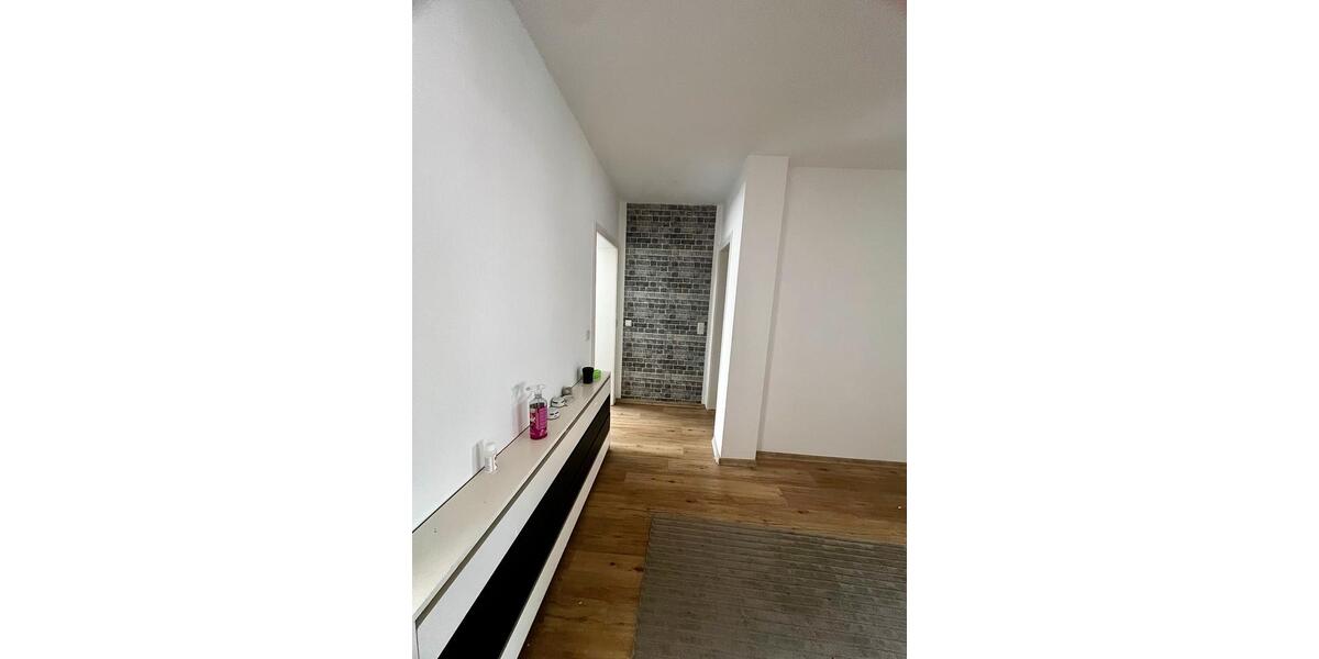 Etagenwohnung Oberhausen - 3 Zimmer, 96 m&sup2;, 1.150&euro; | Angebot:26497334