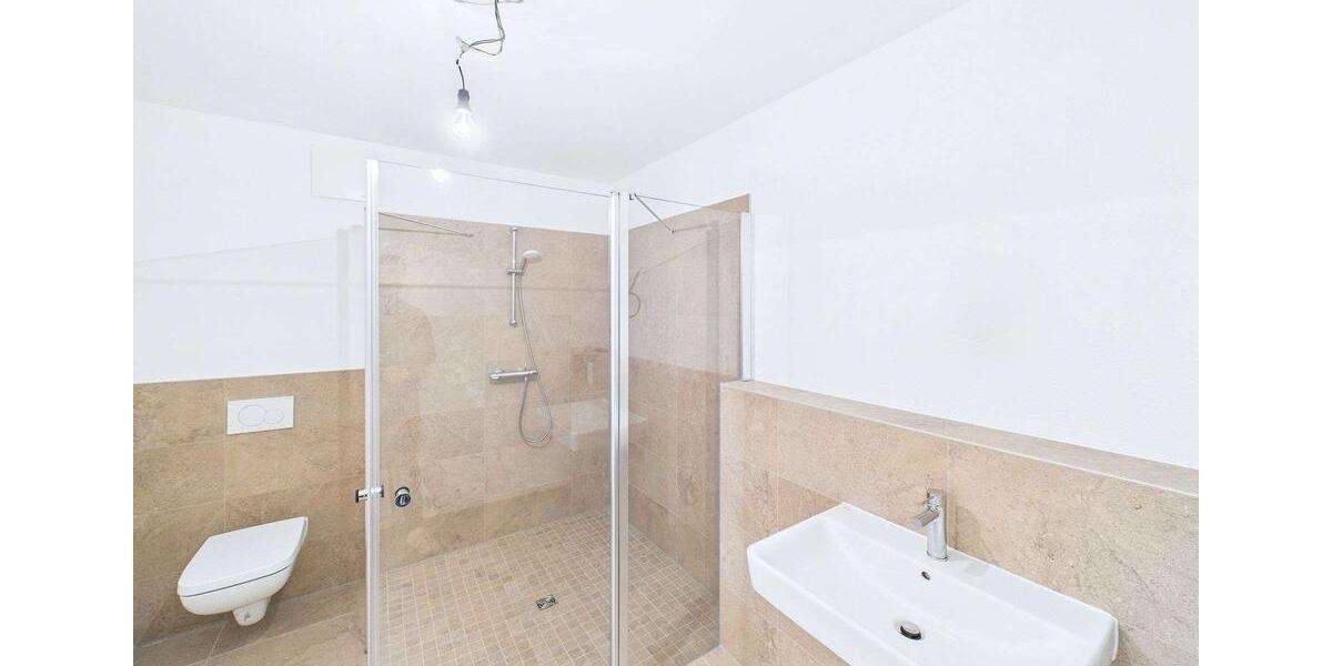 Erdgeschoßwohnung Hessisch Oldendorf - 3 Zimmer, 130 m&sup2;, 1.300&euro; | Angebot:26647058
