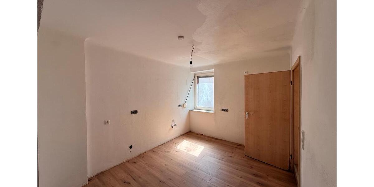 Hochparterre Beckingen - 2 Zimmer, 63 m&sup2;, 580&euro; | Angebot:26153248