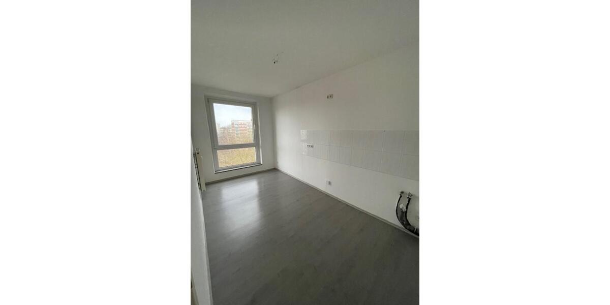 Dachgeschoßwohnung Rostock Evershagen - 2 Zimmer, 61 m&sup2;, 457&euro; | Angebot:25540736
