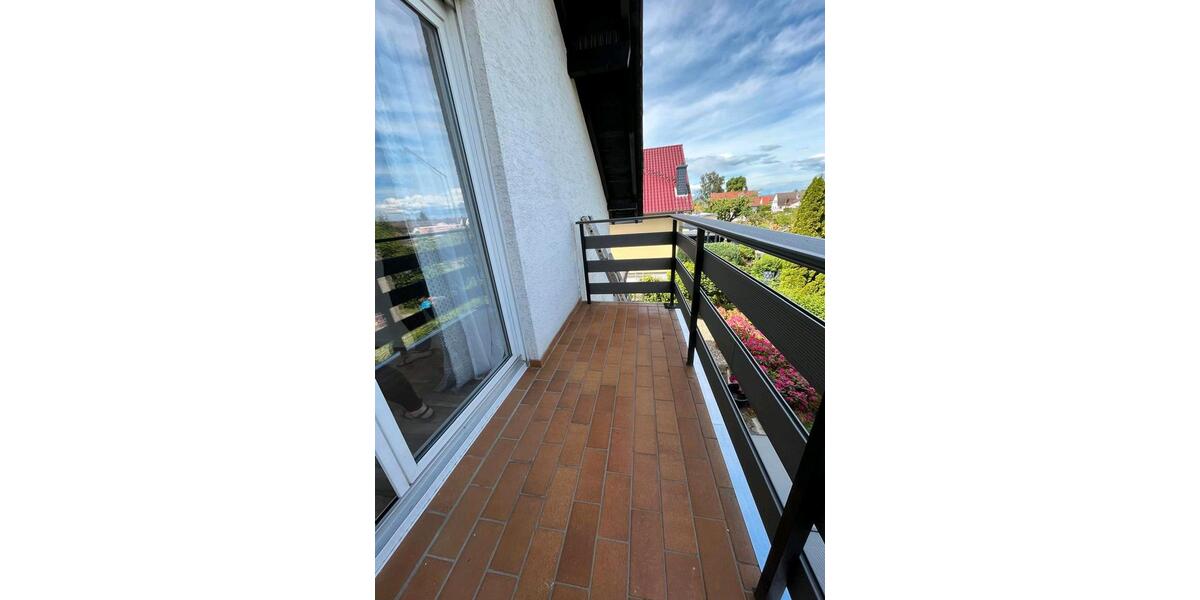 Dachgeschoßwohnung Wölfersheim - 4 Zimmer, 85 m&sup2;, 950&euro; | Angebot:26466653