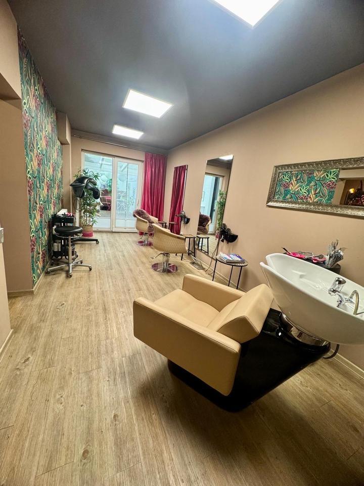 Bungalow im Grünen zur gewerblichen Nutzung in Altwarmbüchen