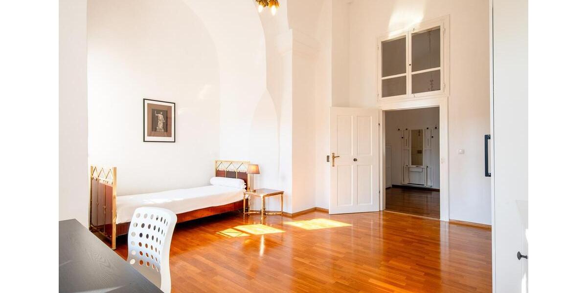 Elegante Altbauwohnung 3 zimmer