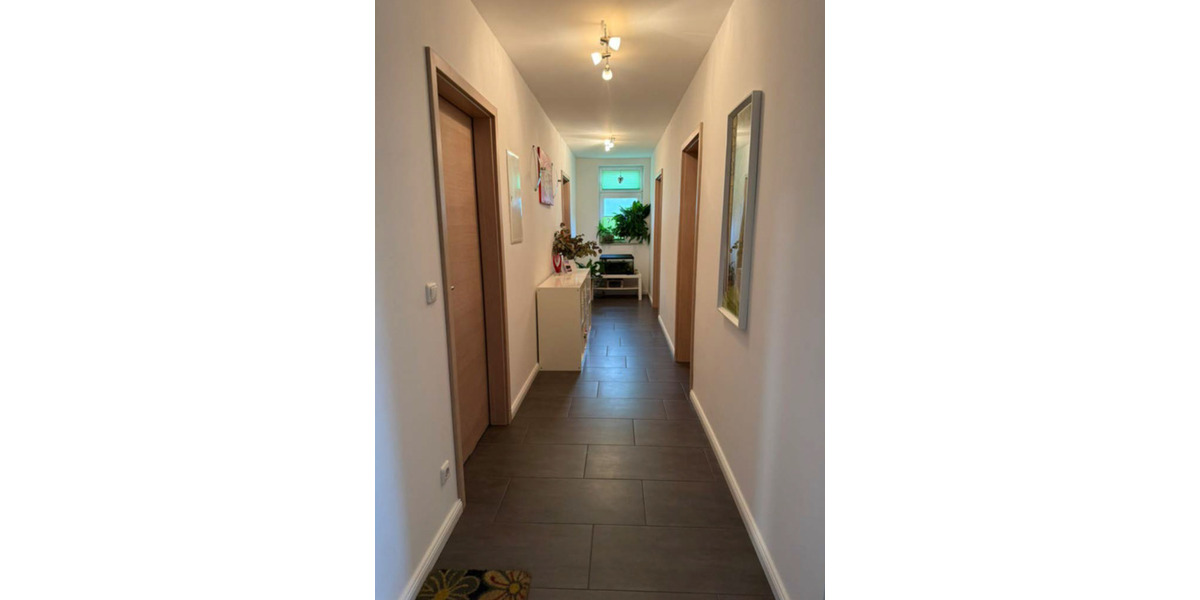 Erdgeschoßwohnung Hörselberg-Hainich Hainich - 4 Zimmer, 129 m&sup2;, 970&euro; | Angebot:25568585