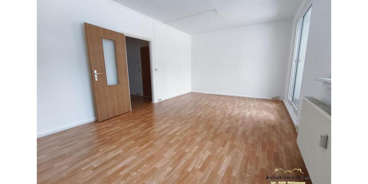 Etagenwohnung Sandersdorf-Brehna Brehna - 1 Zimmer, 36 m&sup2;, 260&euro; | Angebot:25127330