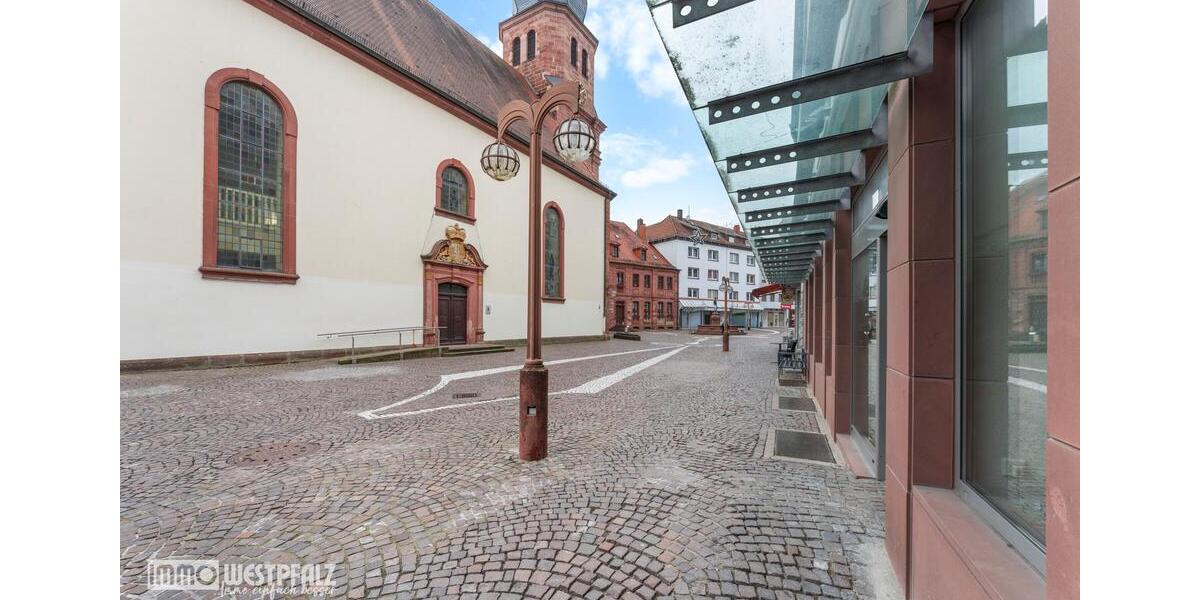 Planbare Innenstadtlage – vielseitiges Ladenlokal mit Option auf Eigentümerbeteiligung zimmer