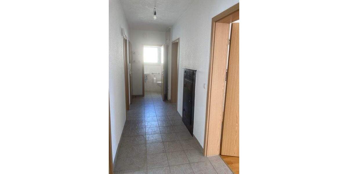 Zentrale doch ruhige Lage mit großem Balkon 3 zimmer