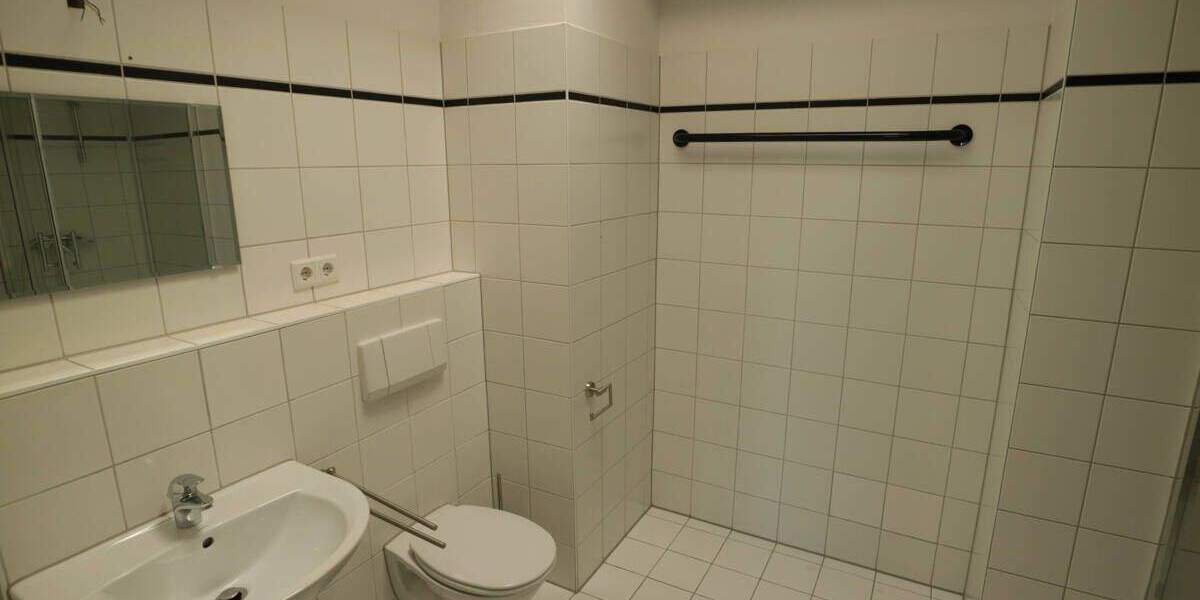 Etagenwohnung Dormagen Dormagen-Mitte - 3 Zimmer, 122 m&sup2;, 1.227&euro; | Angebot:24139012