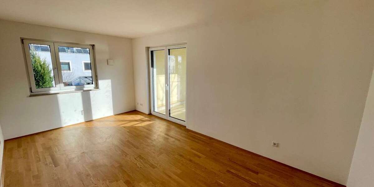 Etagenwohnung Regensburg Unterisling - 3 Zimmer, 97 m&sup2;, 1.239&euro; | Angebot:25950611