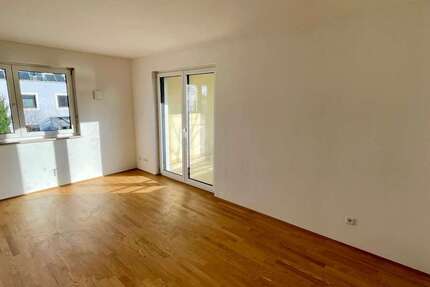 Wohnung Regensburg Unterisling - 3 Zimmer, 97 m&sup2;, 1.239&euro; | Angebot:25950611