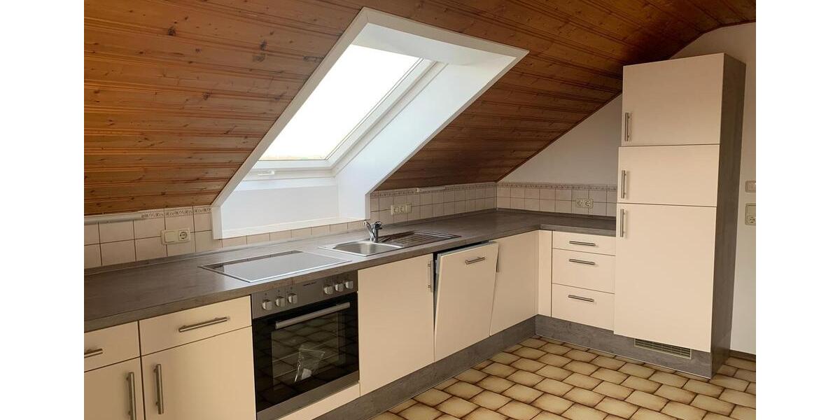 Dachgeschoßwohnung Nördlingen - 3 Zimmer, 74 m&sup2;, 740&euro; | Angebot:23760710