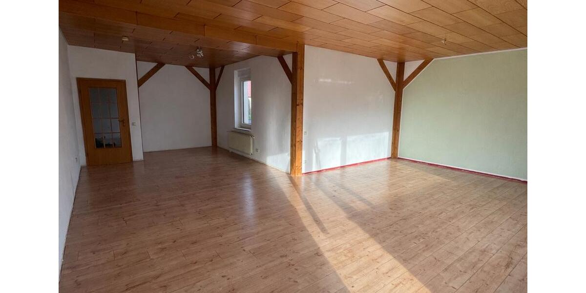 Terrassenwohnung Giesen - 4 Zimmer, 128 m&sup2;, 1.200&euro; | Angebot:24848871