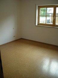 Erdgeschoßwohnung Krün - 2.5 Zimmer, 82 m&sup2;, 1.250&euro; | Angebot:26288334
