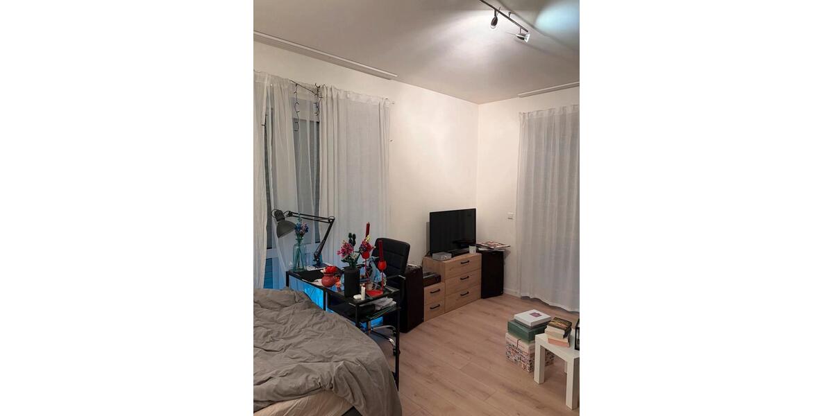 Terrassenwohnung Bad Dürkheim - 1 Zimmer, 33 m&sup2;, 560&euro; | Angebot:25614875