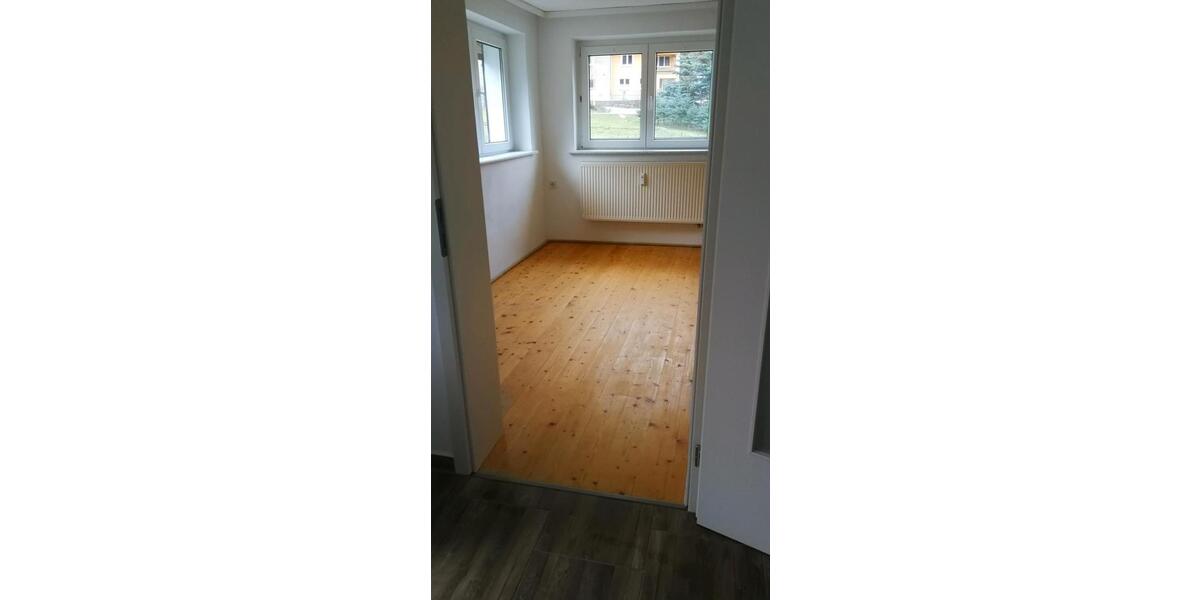 Etagenwohnung Bernstadt auf dem Eigen - 3 Zimmer, 72 m&sup2;, 485&euro; | Angebot:26074408