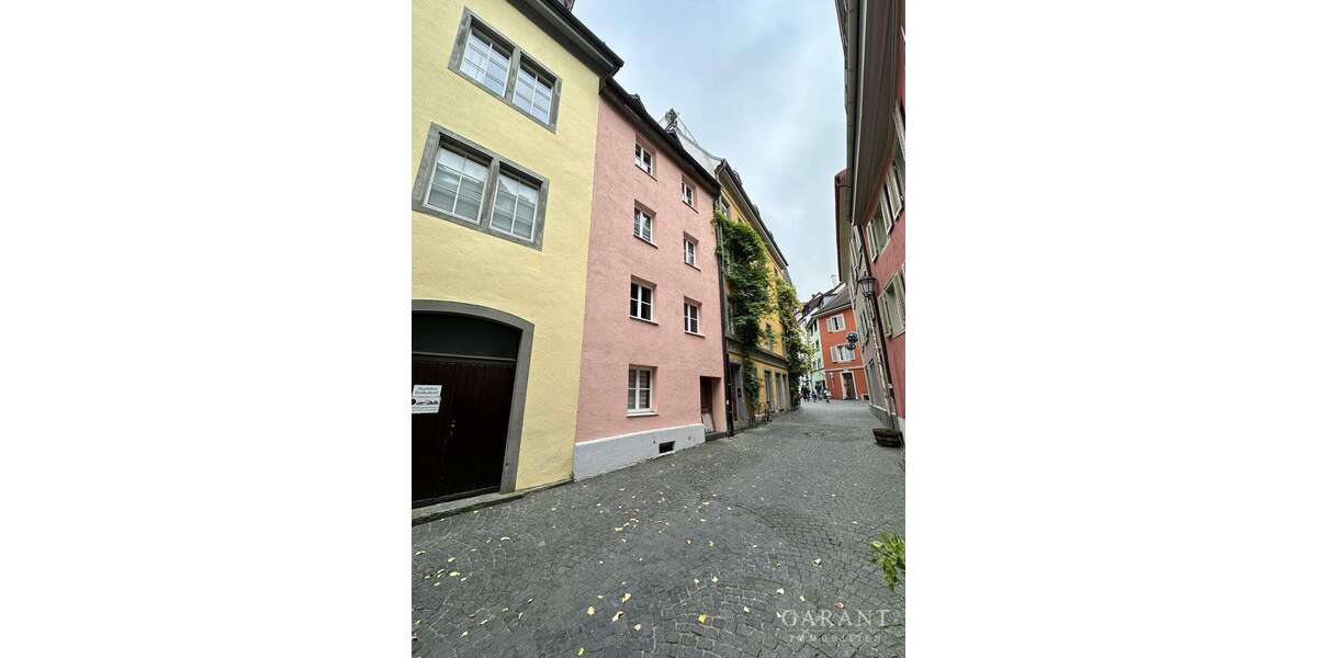 Haus zum Mieten in Konstanz 3.300 € 270 m² 7 zimmer