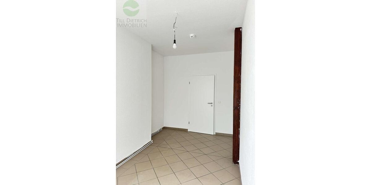 Erdgeschoßwohnung Ilmenau - 4 Zimmer, 90 m&sup2;, 770&euro; | Angebot:26492725
