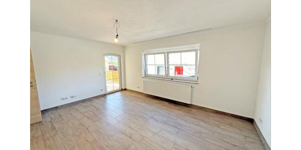 Erdgeschoßwohnung Beilngries - 3 Zimmer, 75 m&sup2;, 750&euro; | Angebot:25995132