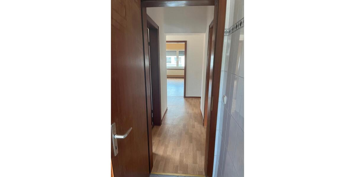 Etagenwohnung Biedenkopf - 3 Zimmer, 85 m&sup2;, 680&euro; | Angebot:26227369