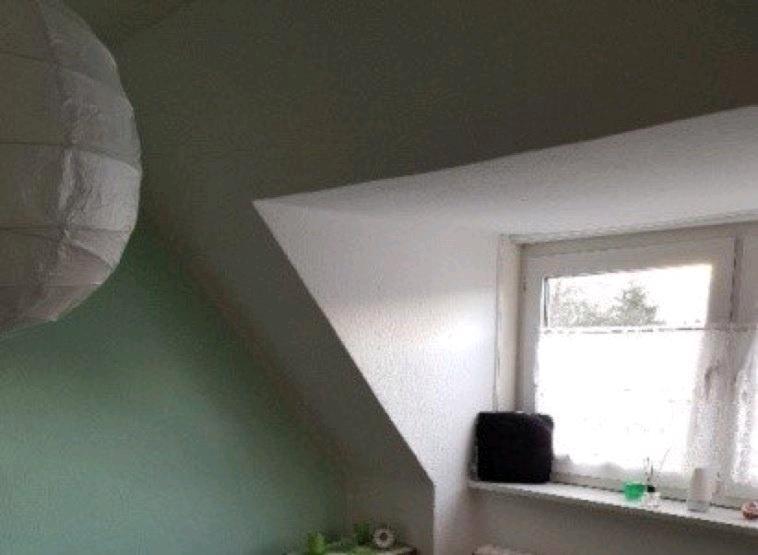 WG-Zimmer im Dachgeschoss 2 zimmer